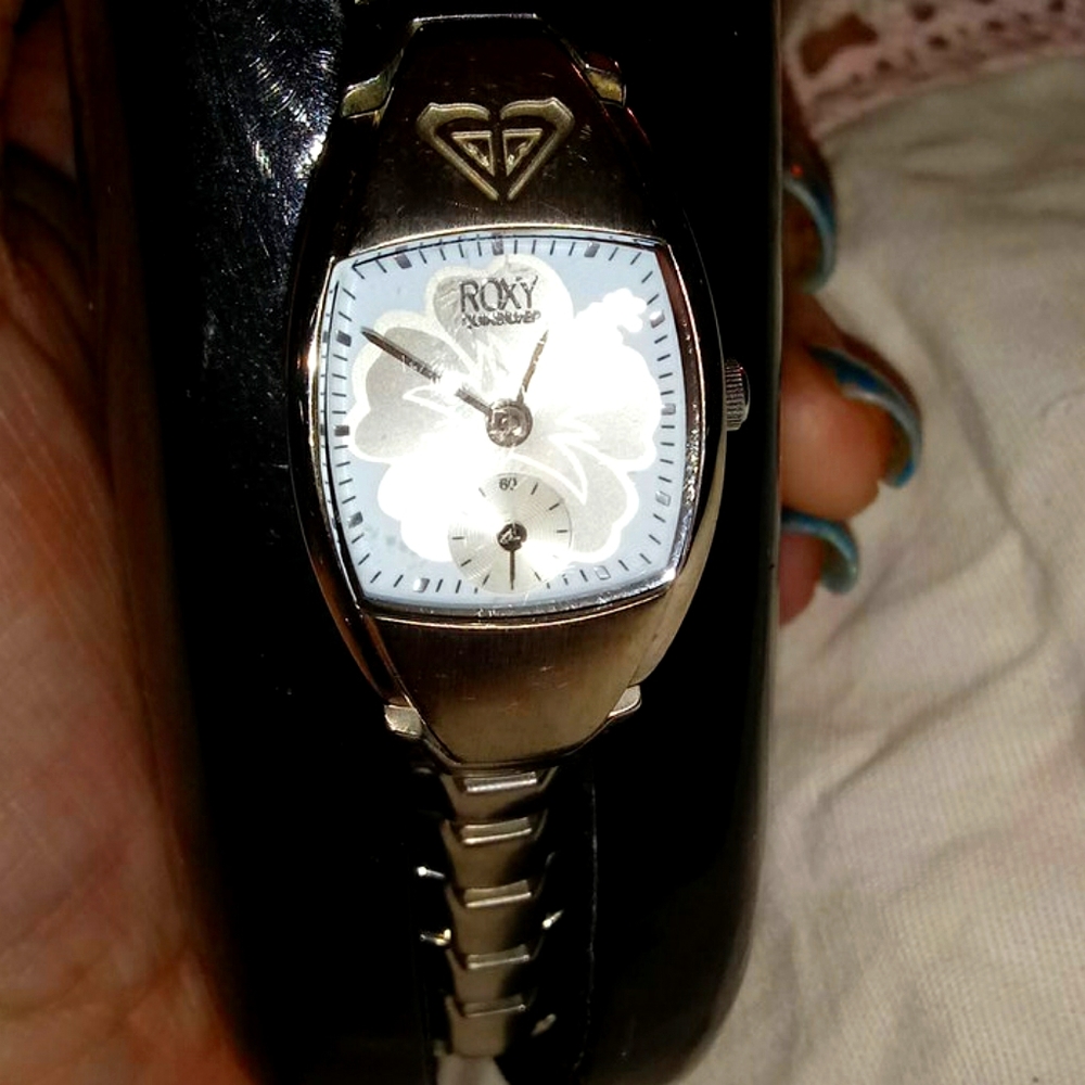 Roxy Watch